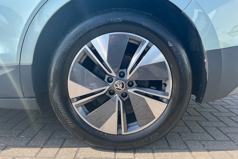 Skoda ENYAQ Edition Silver #12