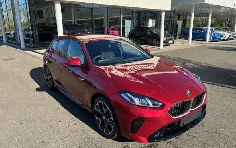 BMW 1 Series 1.5 120I Mht M Sport Dct AK26EYB Red #4