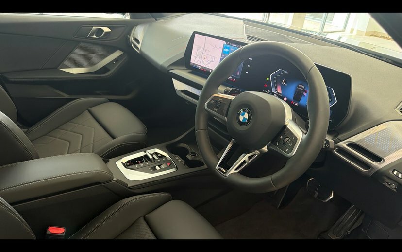 BMW 1 Series 1.5 120I Mht M Sport Dct EJ26UCT Black #6