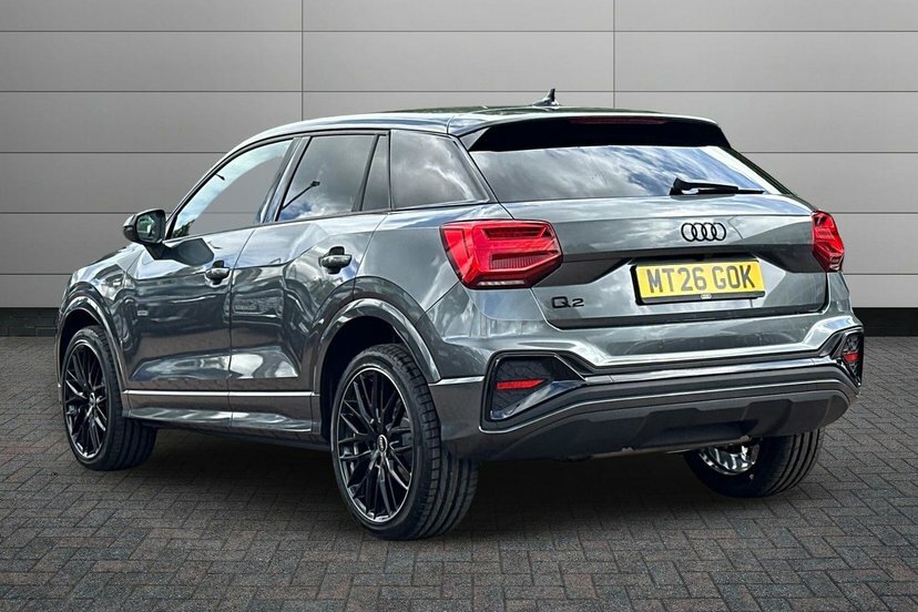 Audi Q2 1.5 Tfsi Cod 35 Black Edition Suv S Tro MT26GOK Grey #3