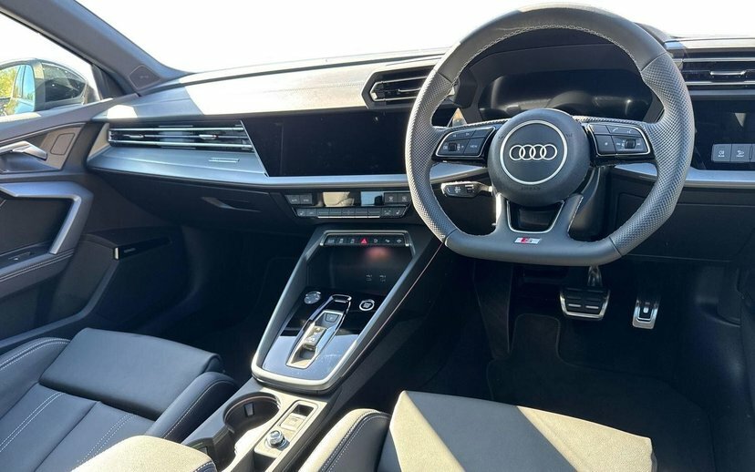 Audi A3 1.5 Tfsi S Line Sportback S Tronic 150 EK26CWU Black #6