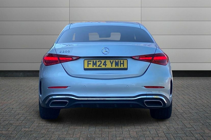 Mercedes-Benz C Class C200 Amg Line 9G-tronic White #12
