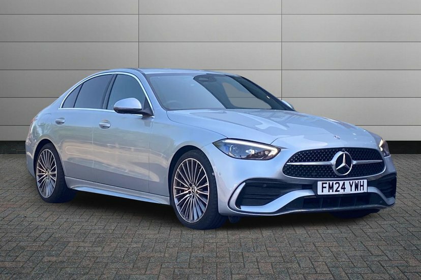 Mercedes-Benz C Class C200 Amg Line 9G-tronic White #1