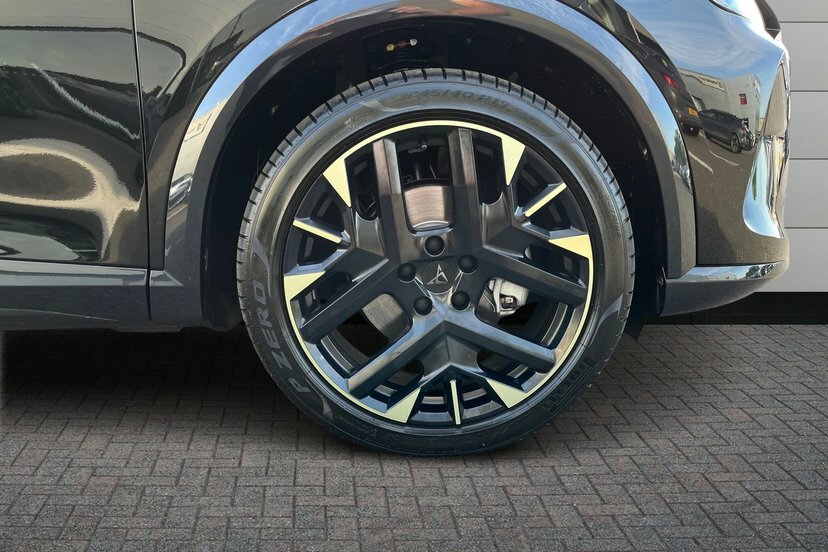 Cupra Formentor 1.5 Ehybrid 25.8Kwh Tribe Edition Suv P KT26OJV Black #5