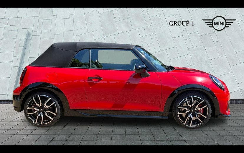 Mini Convertible John Cooper Works Convertible AF75ORU Red #3