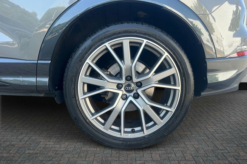 Audi Q3 2.0 Tfsi 40 Black Edition Suv S Tronic Grey #5