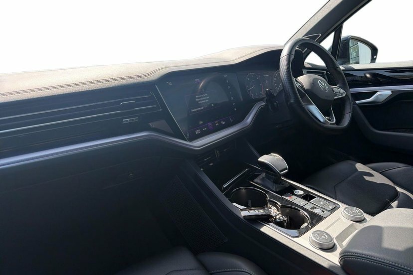 Volkswagen Touareg 3.0 Tdi V6 Black Edition Suv Tiptronic FN22LUP Blue #2