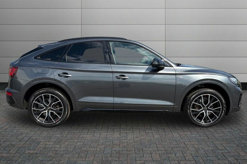 Audi Q5 2.0 Tfsi 45 Black Edition Sportback S T DG73CHO Grey #4