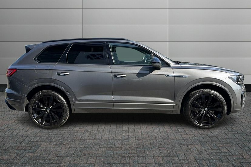 Volkswagen Touareg 3.0 Tdi V6 Black Edition Suv Tiptronic EY21ZZB Grey #4