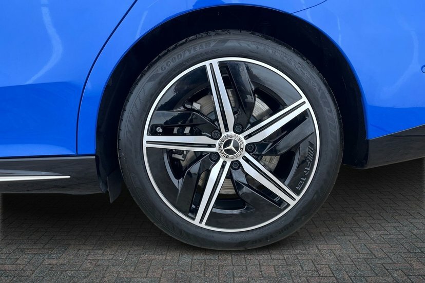 Mercedes-Benz CLA Class Cla250 85Kwh Amg Line Edition Saloon Electr AO26KXR Blue #4
