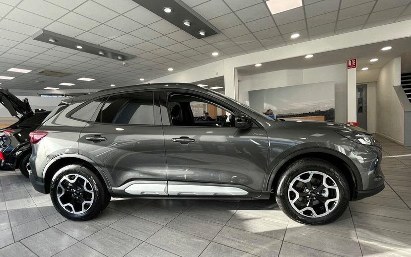 Ford Kuga 1.5 Ecoboost 150 Titanium Edition  #7