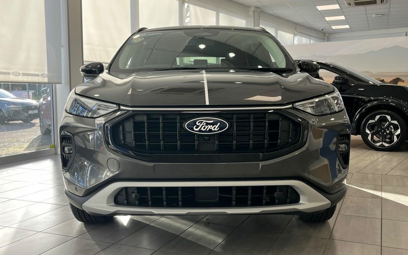 Ford Kuga 1.5 Ecoboost 150 Titanium Edition  #4