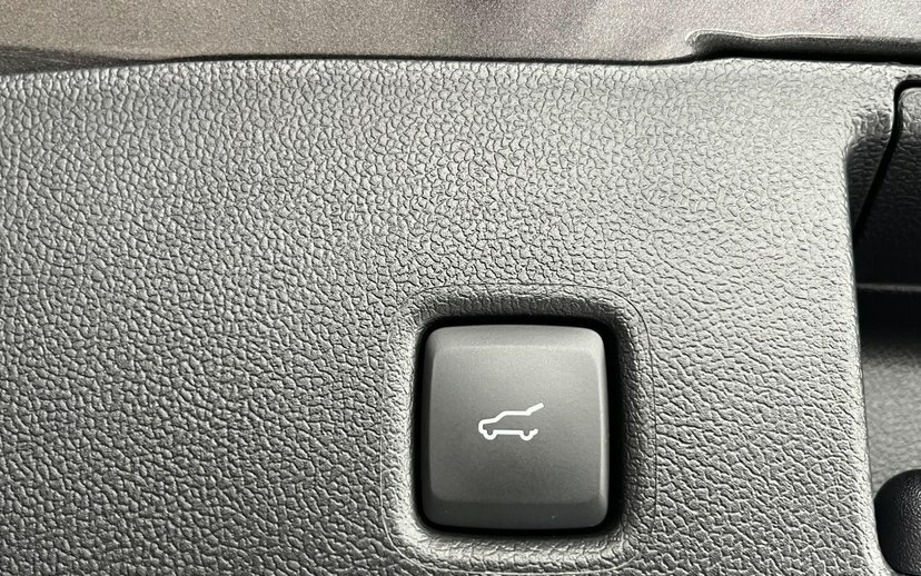 Ford Kuga 1.5 Ecoboost 150 Titanium Edition  #21