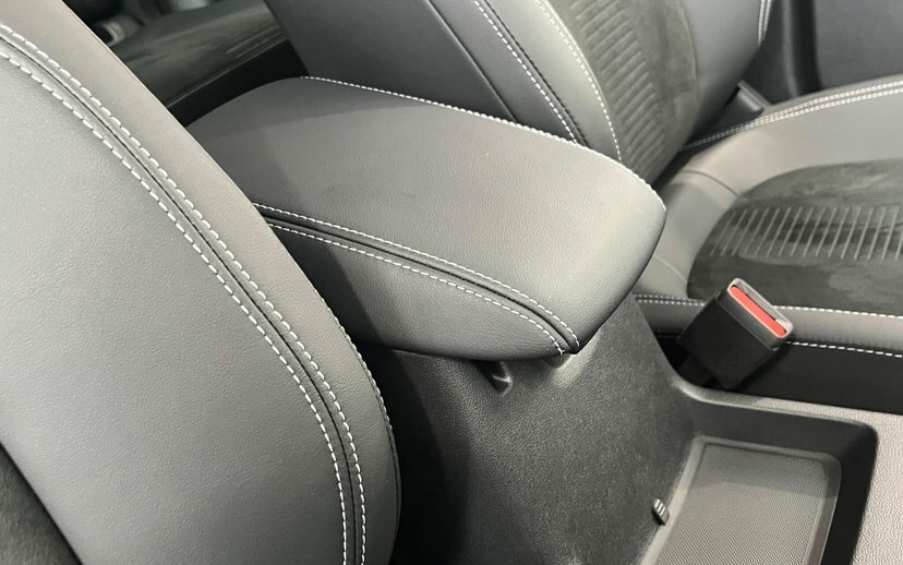 Ford Kuga 1.5 Ecoboost 150 Titanium Edition  #12