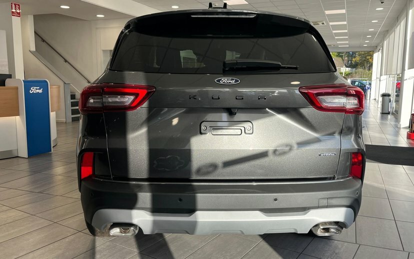 Ford Kuga 1.5 Ecoboost 150 Titanium Edition  #6