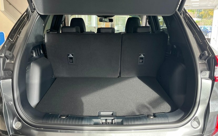 Ford Kuga 1.5 Ecoboost 150 Titanium Edition  #34