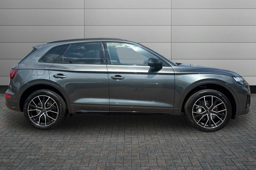 Audi Q5 2.0 Tfsie 50 Black Edition Suv Plug-in Grey #4