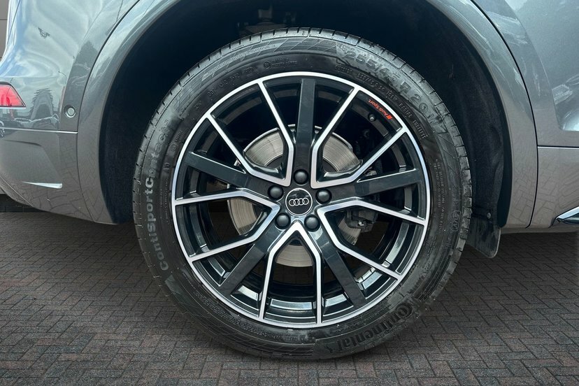 Audi Q5 2.0 Tfsie 50 Black Edition Suv Plug-in Grey #5