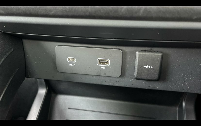 Land Rover Defender 110 3.0 D200 S 110 Green #33