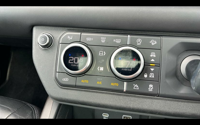 Land Rover Defender 110 3.0 D200 S 110 Green #37