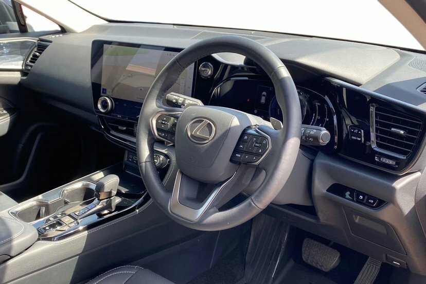 Lexus NX 2.5 450H 18.1Kwh Premium Suv Plug-in H Black #6