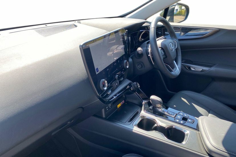 Lexus NX 2.5 450H 18.1Kwh Premium Suv Plug-in H  #2