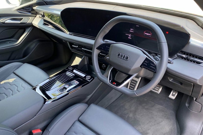 Audi A6 E-tron Avant 100Kwh Performance S Line Estate Black #5