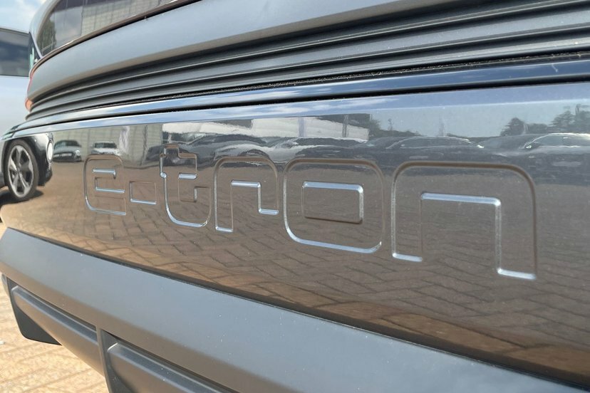 Audi Q4 E Tron 210Kw 45 Quattro 82Kwh Black Edition Blue #47