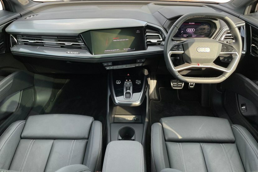 Audi Q4 E Tron 210Kw 45 Quattro 82Kwh Black Edition Blue #9