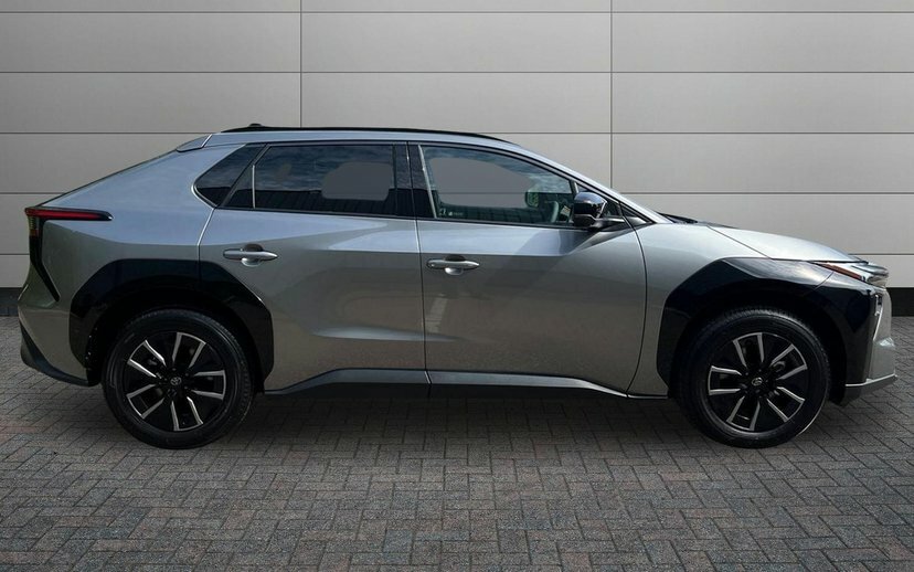 Toyota bZ4X 73.1Kwh Design Silver #4