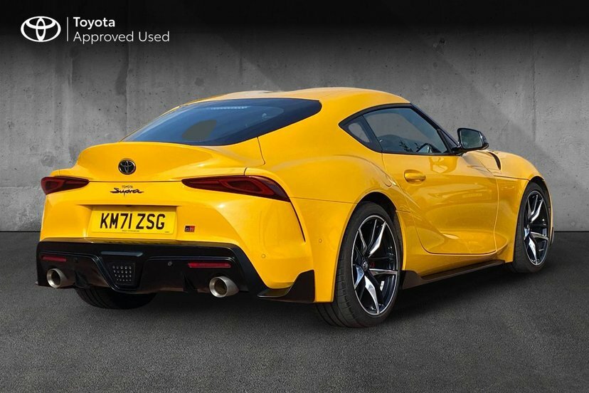 Toyota Supra 3.0T Gr Pro Coupe 340 Ps Yellow #2