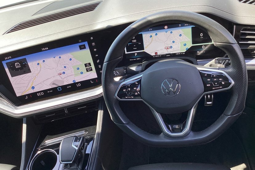 Volkswagen Touareg Elegance Black #23