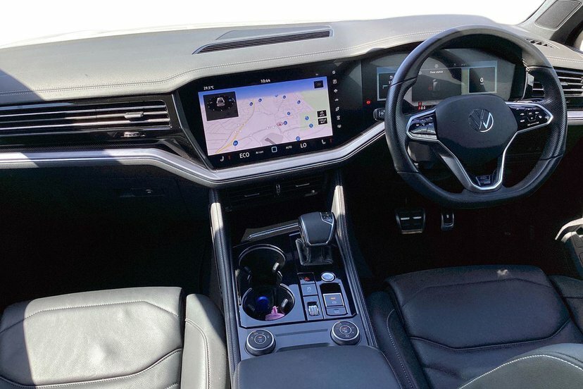 Volkswagen Touareg Elegance Black #10