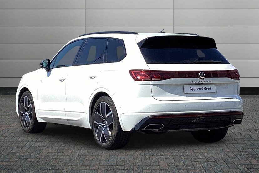 Volkswagen Touareg 3.0 Tdi V6 Black Edition Suv Tiptronic White #3