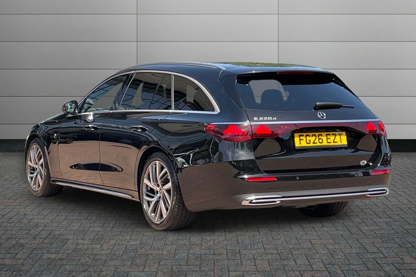 Mercedes-Benz E Class E220dh Exclusive Premium Estate FG26EZT Black #2