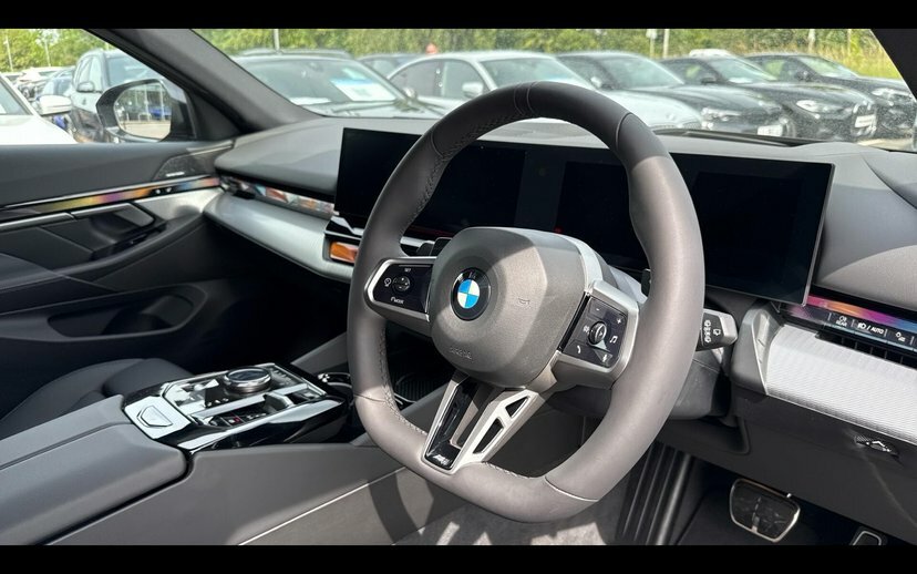 BMW 5 Series 2.0 520I Mht M Sport Pro Touring Steptronic Black #6
