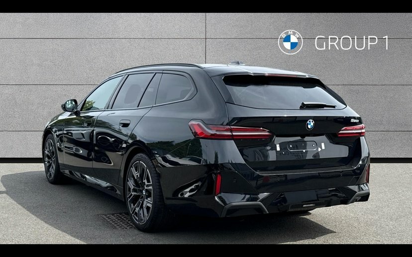 BMW 5 Series 2.0 520I Mht M Sport Pro Touring Steptronic Black #2