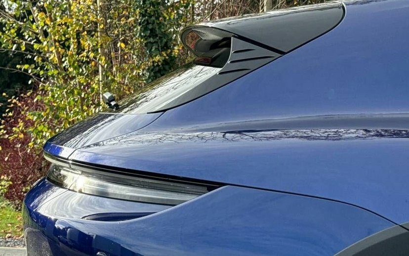 Porsche Taycan 320Kw 4 105Kwh Grey #17
