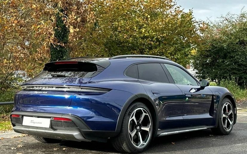 Porsche Taycan 320Kw 4 105Kwh Grey #19