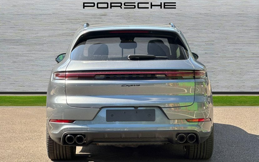 Porsche Cayenne 3.0 V6 E-hybrid 25.9Kwh Black Edition Suv Petr Grey #4
