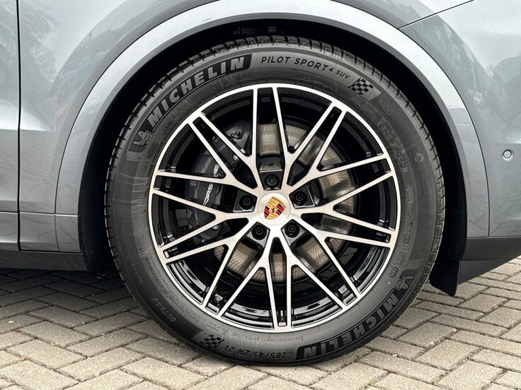 Porsche Cayenne 3.0 V6 E-hybrid 25.9Kwh Black Edition Suv Petr  #4