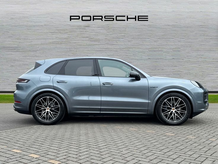 Porsche Cayenne 3.0 V6 E-hybrid 25.9Kwh Black Edition Suv Petr  #2