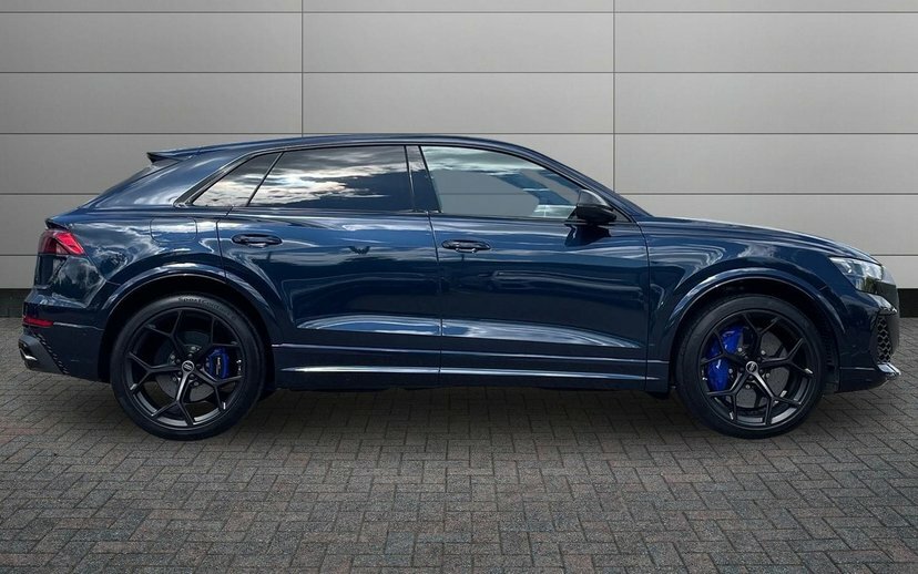 Audi RSQ8 4.0 Tfsi V8 Performance Carbon Black Suv Petro Blue #4