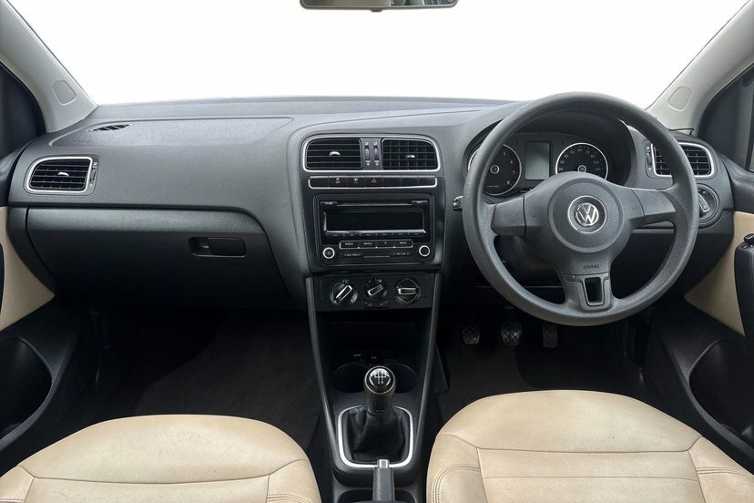 Volkswagen Polo Match Edition White #6