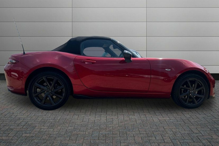 Mazda MX-5 2.0 Skyactiv-g Sport Recaro Convertible Red #4
