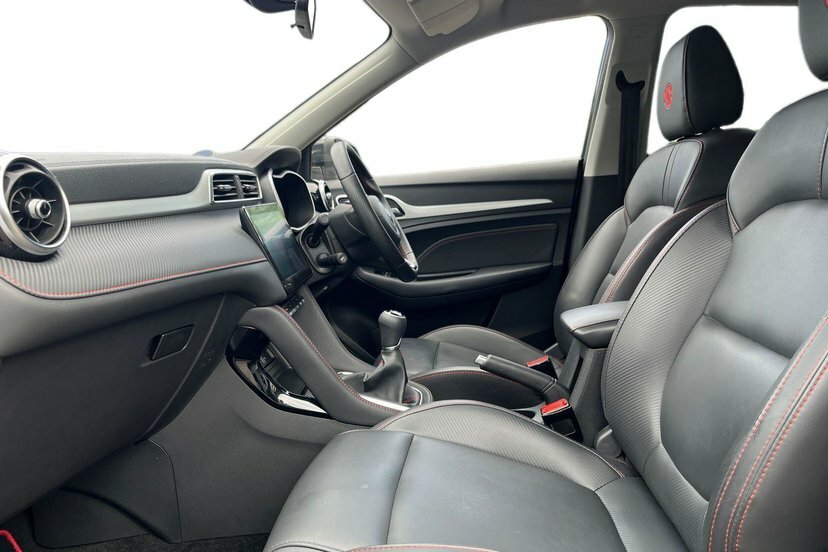 MG ZS 1.0 T-gdi Exclusive Suv 111 Ps Black #2