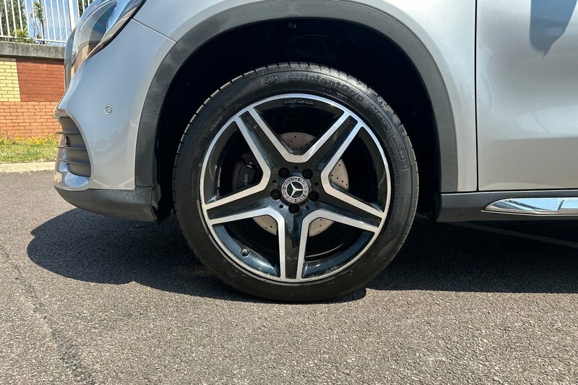 Mercedes-Benz GLA Class Gla220d Amg Line Premium Suv BN68JRU Silver #4