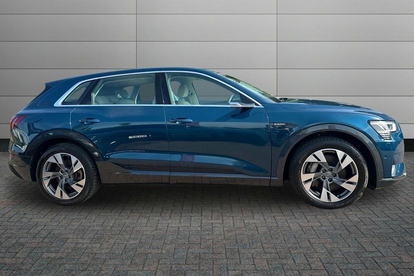 Audi E-tron 55 Suv Quattro 95Kwh 408 Ps Blue #4