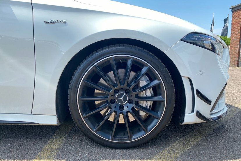 Mercedes-Benz A Class 2.0 A35 Amg Premium Hatchback Spds Dc White #4