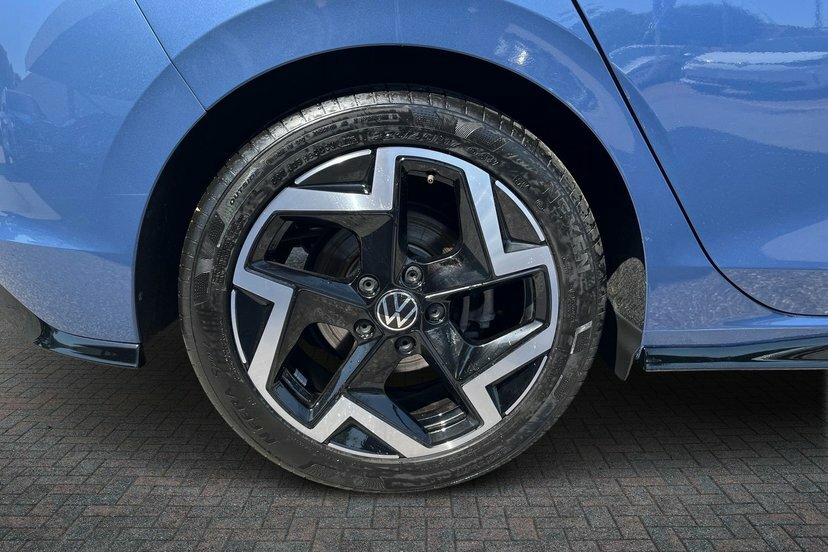 Volkswagen Golf 1.5 Etsi Mhev R-line Hatchback Hybrid D GJ75FWA Blue #5